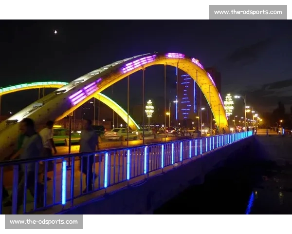 喀什杯燃爆中亚!新疆用足球架起丝路新桥梁 喀什杯燃爆中亚!新疆用足球架起丝路新桥梁