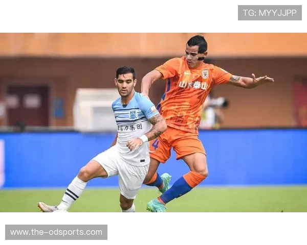 瓦伦西亚正式向莫斯克拉提交续约报价，力保后防核心留队